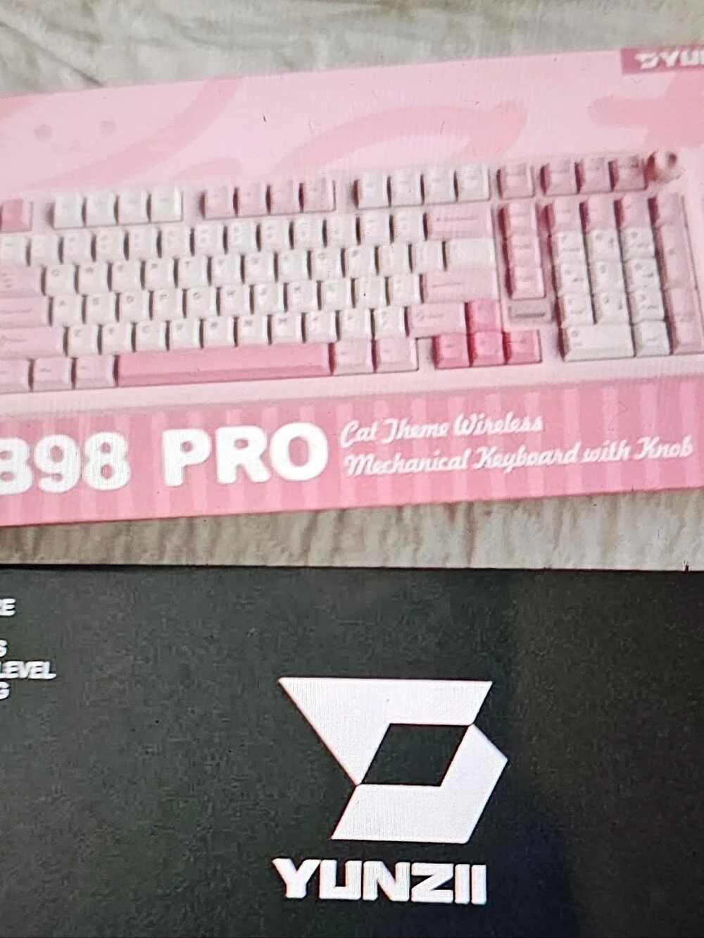 YUNZII 398 PRO Cat Theme Wireless Mechanical Keyboard - Pink